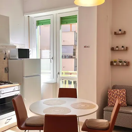 Moderno In Via Monginevro