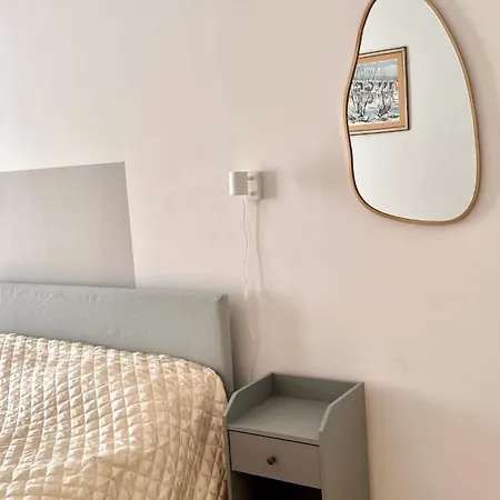 Moderno In Via Monginevro Apartment *