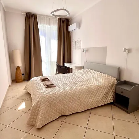 Moderno In Via Monginevro Turin