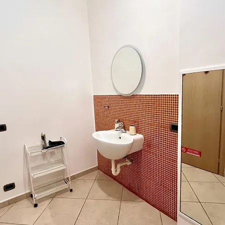 Moderno In Via Monginevro Apartment