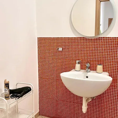 Appartamento Moderno In Via Monginevro