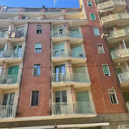 Apartment Moderno In Via Monginevro