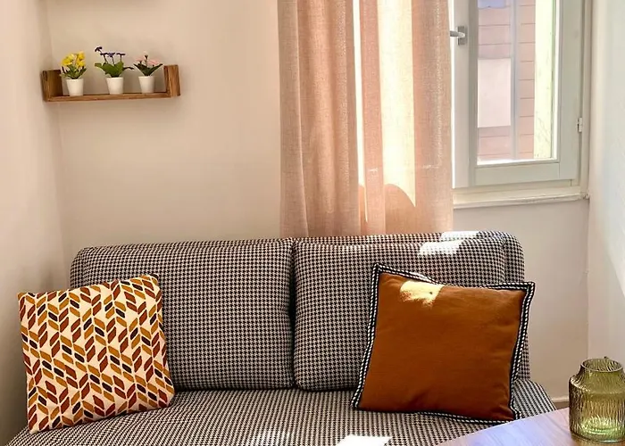 Moderno In Via Monginevro