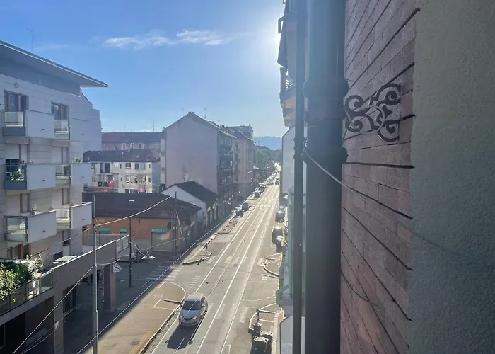 Moderno In Via Monginevro