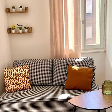 Moderno In Via Monginevro