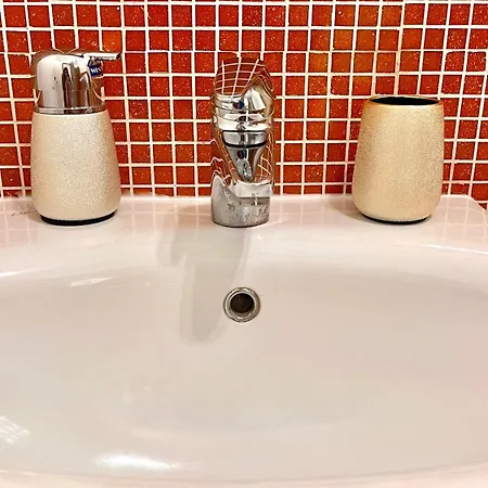 Moderno In Via Monginevro * Турин