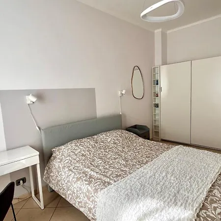 Moderno In Via Monginevro *