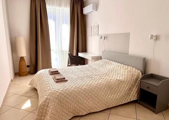 Moderno In Via Monginevro Torino